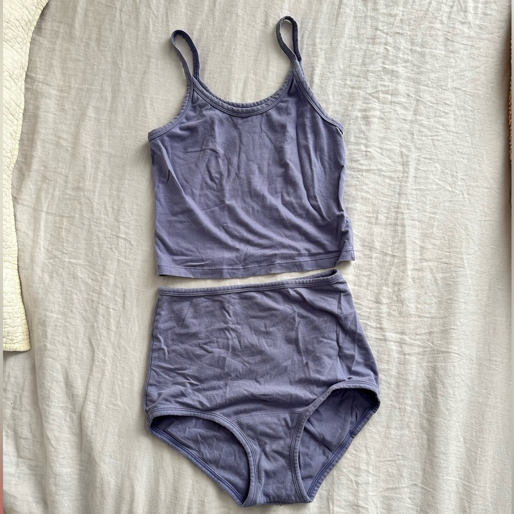 arq tank and undies